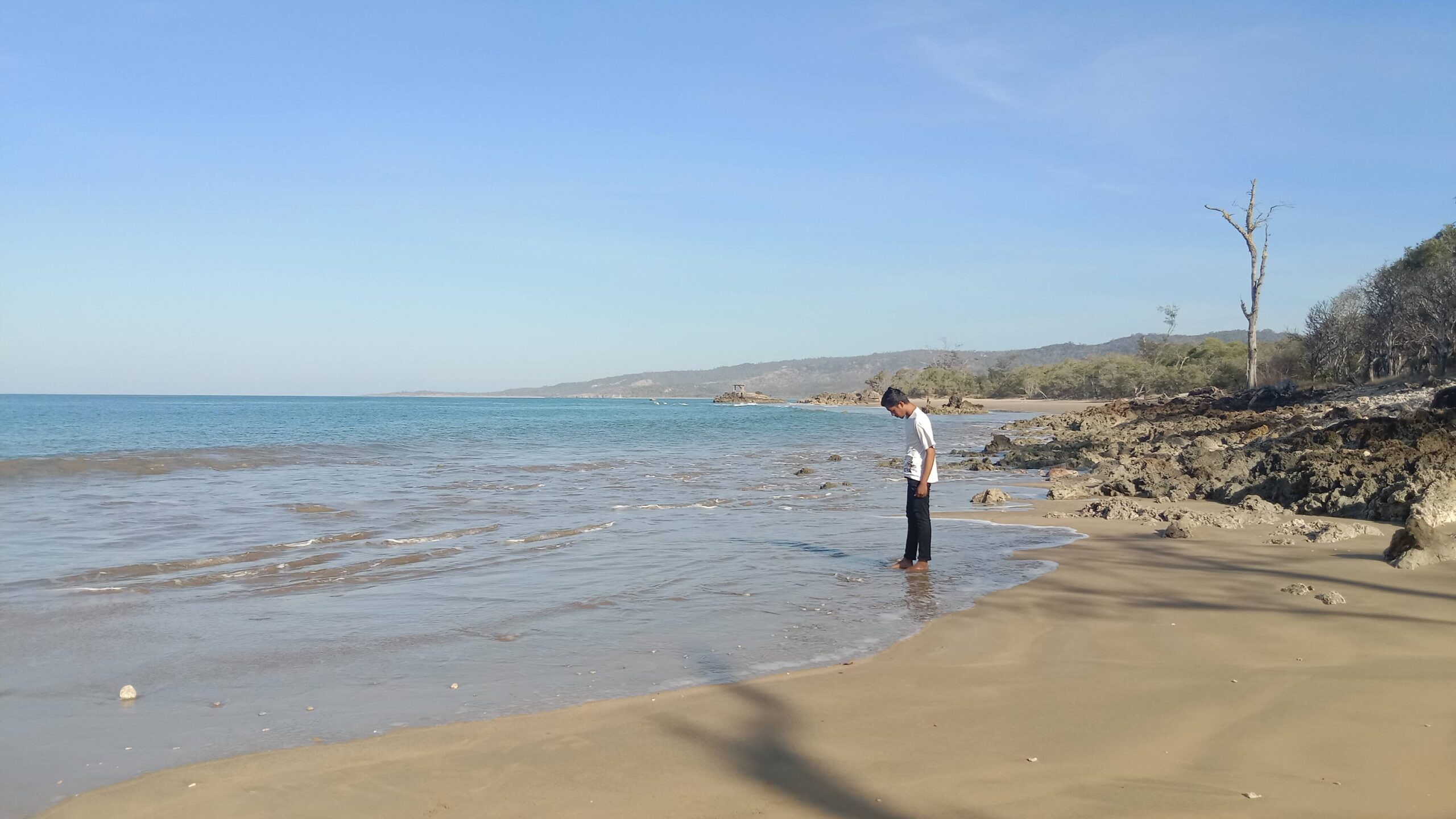 Eksotisnya Pantai Puru, Merbaun,Kec. Amarasi Barat, Kab. Kupang 11 IMG 20210822 074715 1 scaled