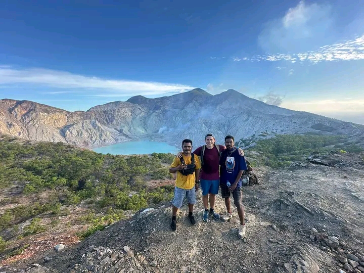 Gunung Sirung: Daya Tarik Wisata Alam Yang Menakjubkan Di Pulau Pantar, Kabupaten Alor Yang Menawarkan Pemandangan Spektakuler 6 1749327191909